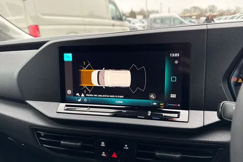 CX75JWK Volkswagen Caddy 2.0 TDI C20 Commerce SWB Euro 6 (s/s) 5dr Thumbnail #35