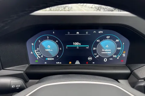 CX75JYT Volkswagen Transporter 2.0 TDI T28 Commerce Pro Auto FWD SWB Euro 6 (s/s) 5dr Thumbnail #31