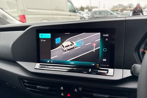 CX75JWK Volkswagen Caddy 2.0 TDI C20 Commerce SWB Euro 6 (s/s) 5dr Thumbnail #36