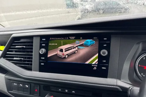 CX74LTN Volkswagen Transporter 2.0 TDI T32 Highline Kombi DSG FWD SWB Euro 6 (s/s) 5dr Thumbnail #42