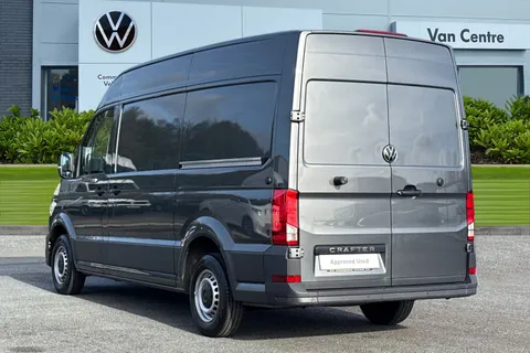 DG25EFA Volkswagen Crafter 2.0 TDI 140PS Commerce Plus High Roof Van Thumbnail #3