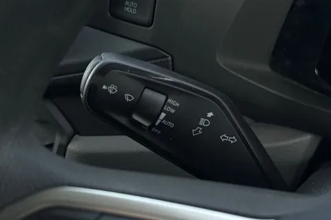 DG25EFA Volkswagen Crafter 2.0 TDI 140PS Commerce Plus High Roof Van Thumbnail #41