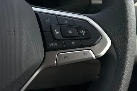 DG25EFA Volkswagen Crafter 2.0 TDI 140PS Commerce Plus High Roof Van Thumbnail #43