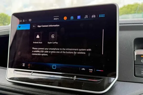 DG25EJU Volkswagen Crafter 2.0 TDI 140PS Commerce Plus High Roof Van Thumbnail #51