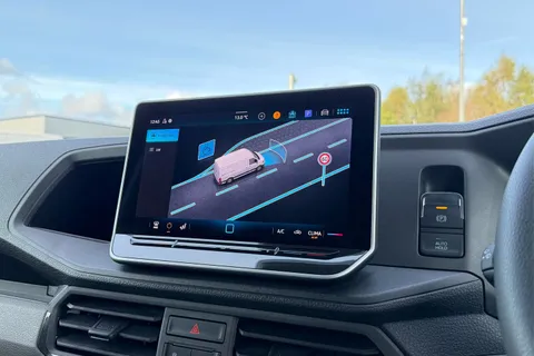 DG25EFA Volkswagen Crafter 2.0 TDI 140PS Commerce Plus High Roof Van Thumbnail #54