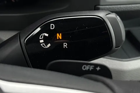 DF75TYY Volkswagen Crafter CR35 Panel van Commerce Plus LWB 177 PS 2.0 TDI Auto 8sp-MY25/LED's/Camera Thumbnail #40