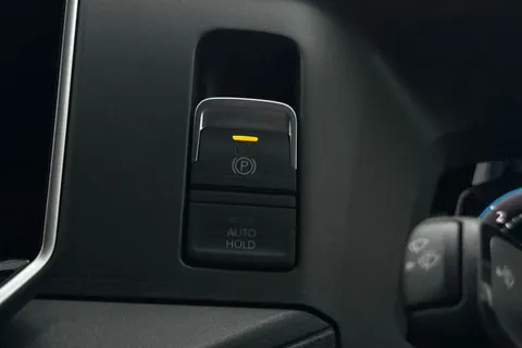 DF75TYY Volkswagen Crafter CR35 Panel van Commerce Plus LWB 177 PS 2.0 TDI Auto 8sp-MY25/LED's/Camera Thumbnail #44