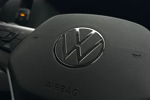 DF75TYY Volkswagen Crafter CR35 Panel van Commerce Plus LWB 177 PS 2.0 TDI Auto 8sp-MY25/LED's/Camera Thumbnail #48