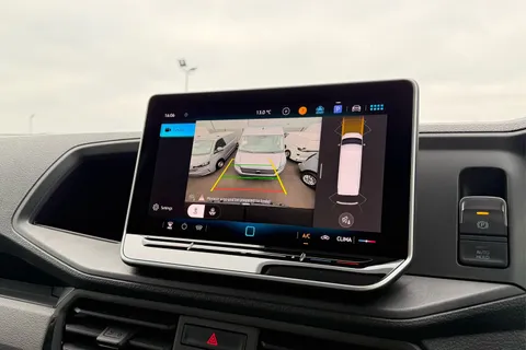 DF75TYY Volkswagen Crafter CR35 Panel van Commerce Plus LWB 177 PS 2.0 TDI Auto 8sp-MY25/LED's/Camera Thumbnail #54