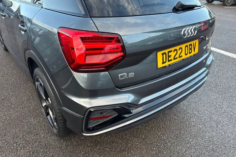 DE22OBV Audi Q2 Black Edition 35 TFSI  150 PS 6-speed Thumbnail #9