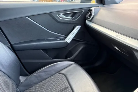 DE22OBV Audi Q2 Black Edition 35 TFSI  150 PS 6-speed Thumbnail #49