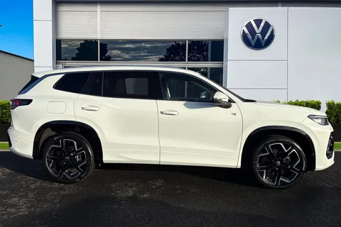 3 of 43 for Volkswagen Tayron 1.5 TSI eHybrid R-Line 5dr DSG **INFO PK, COMFORT PK, PAN ROOF, IQ LIGHTS**