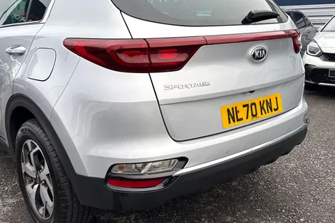 NL70KNJ Kia Sportage 1.6 GDi 2 Euro 6 (s/s) 5dr Thumbnail #9