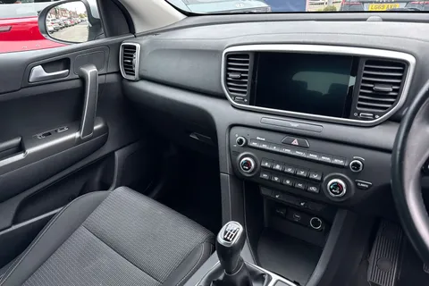 NL70KNJ Kia Sportage 1.6 GDi 2 Euro 6 (s/s) 5dr Thumbnail #21