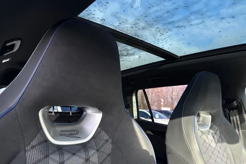 24 of 43 for Volkswagen Tayron 1.5 TSI eHybrid R-Line 5dr DSG **INFO PK, COMFORT PK, PAN ROOF, IQ LIGHTS**