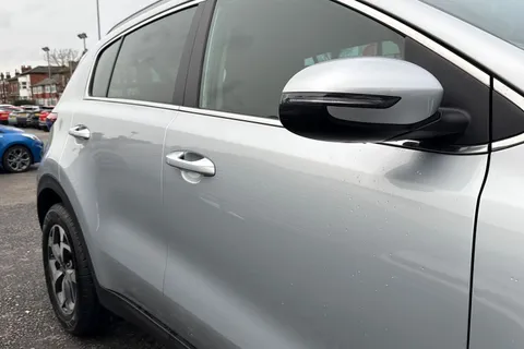 NL70KNJ Kia Sportage 1.6 GDi 2 Euro 6 (s/s) 5dr Thumbnail #27