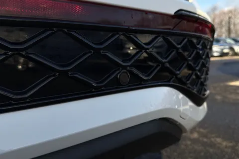 29 of 43 for Volkswagen Tayron 1.5 TSI eHybrid R-Line 5dr DSG **INFO PK, COMFORT PK, PAN ROOF, IQ LIGHTS**