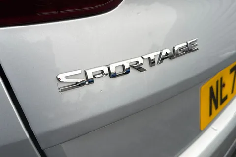 NL70KNJ Kia Sportage 1.6 GDi 2 Euro 6 (s/s) 5dr Thumbnail #29