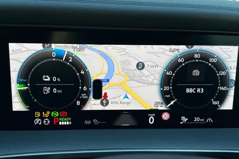 37 of 43 for Volkswagen Tayron 1.5 TSI eHybrid R-Line 5dr DSG **INFO PK, COMFORT PK, PAN ROOF, IQ LIGHTS**