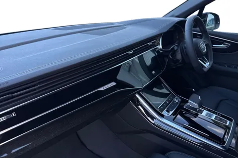  Audi Q7 3.0 TDI V6 50 Black Edition Tiptronic quattro Euro 6 (s/s) 5dr Thumbnail #14