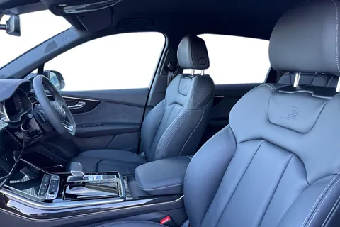  Audi Q7 3.0 TDI V6 50 Black Edition Tiptronic quattro Euro 6 (s/s) 5dr Thumbnail #15