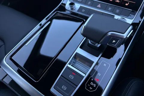  Audi Q7 3.0 TDI V6 50 Black Edition Tiptronic quattro Euro 6 (s/s) 5dr Thumbnail #22