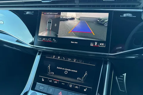  Audi Q7 3.0 TDI V6 50 Black Edition Tiptronic quattro Euro 6 (s/s) 5dr Thumbnail #24