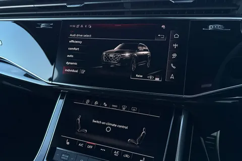  Audi Q7 3.0 TDI V6 50 Black Edition Tiptronic quattro Euro 6 (s/s) 5dr Thumbnail #31