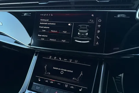  Audi Q7 3.0 TDI V6 50 Black Edition Tiptronic quattro Euro 6 (s/s) 5dr Thumbnail #35