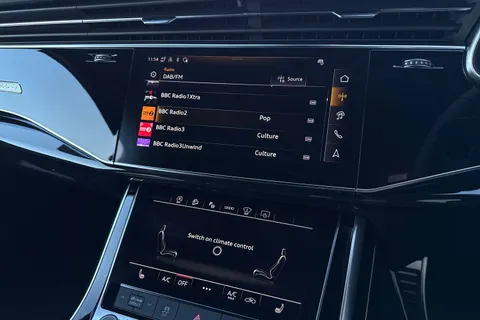  Audi Q7 3.0 TDI V6 50 Black Edition Tiptronic quattro Euro 6 (s/s) 5dr Thumbnail #38