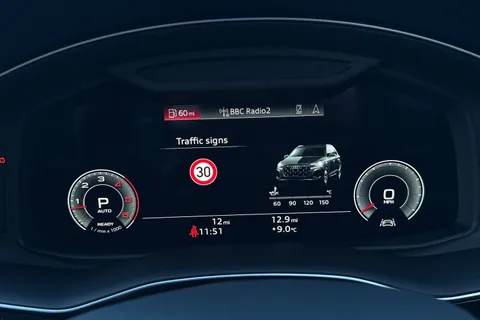  Audi Q7 3.0 TDI V6 50 Black Edition Tiptronic quattro Euro 6 (s/s) 5dr Thumbnail #49