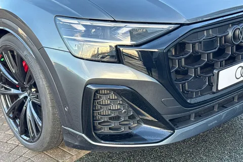  Audi SQ8 4.0 TFSI V8 Black Edition Tiptronic quattro Euro 6 (s/s) 5dr Thumbnail #8