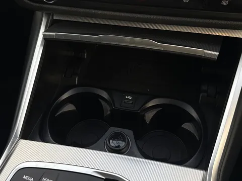 LP23FGC BMW 3 Series 2.0 330e 12kWh M Sport Touring Auto xDrive Euro 6 (s/s) 5dr Thumbnail #42