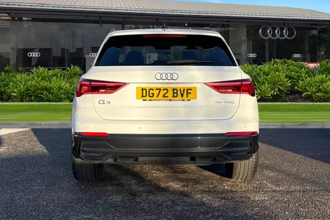 DG72BVF Audi Q3 Black Edition 35 TFSI 150 PS S tronic Thumbnail #5