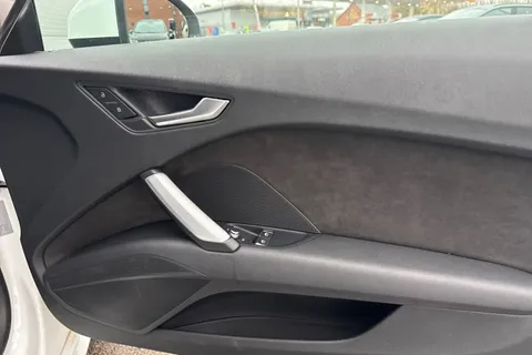 KJ66CCF Audi TT 1.8 TFSI Sport Roadster Euro 6 (s/s) 2dr Thumbnail #22