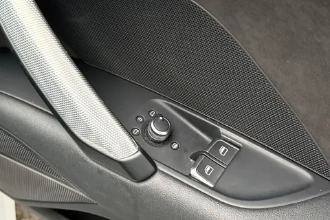 KJ66CCF Audi TT 1.8 TFSI Sport Roadster Euro 6 (s/s) 2dr Thumbnail #40