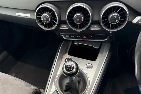 KJ66CCF Audi TT 1.8 TFSI Sport Roadster Euro 6 (s/s) 2dr Thumbnail #42