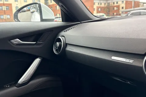 KJ66CCF Audi TT 1.8 TFSI Sport Roadster Euro 6 (s/s) 2dr Thumbnail #44