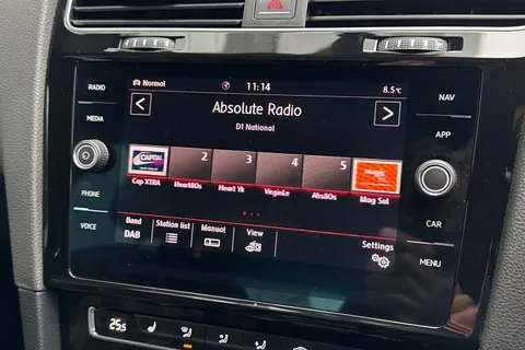 BN67XJU Volkswagen Golf 2.0 TSI BlueMotion Tech GTI Euro 6 (s/s) 5dr Thumbnail #50