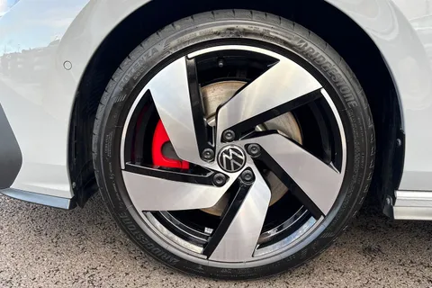 KN75FZK Volkswagen Golf 2.0 TSI 265 GTI 5dr DSG **UNDER 40K LIST PRICE** Thumbnail #13