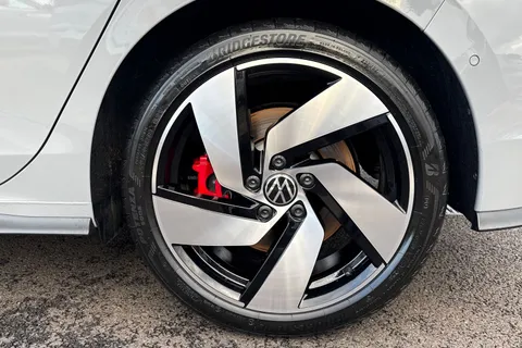 KN75FZK Volkswagen Golf 2.0 TSI 265 GTI 5dr DSG **UNDER 40K LIST PRICE** Thumbnail #14