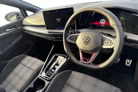 KN75FZK Volkswagen Golf 2.0 TSI 265 GTI 5dr DSG **UNDER 40K LIST PRICE** Thumbnail #15