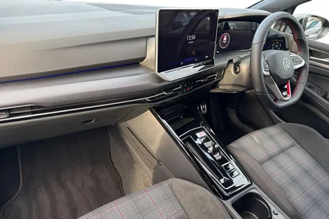 KN75FZK Volkswagen Golf 2.0 TSI 265 GTI 5dr DSG **UNDER 40K LIST PRICE** Thumbnail #16