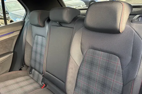 KN75FZK Volkswagen Golf 2.0 TSI 265 GTI 5dr DSG **UNDER 40K LIST PRICE** Thumbnail #20