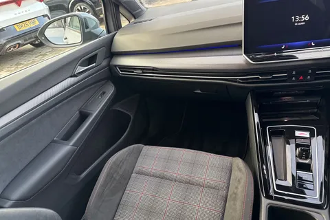 KN75FZK Volkswagen Golf 2.0 TSI 265 GTI 5dr DSG **UNDER 40K LIST PRICE** Thumbnail #21