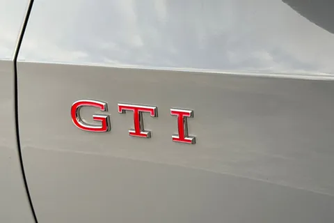 KN75FZK Volkswagen Golf 2.0 TSI 265 GTI 5dr DSG **UNDER 40K LIST PRICE** Thumbnail #28