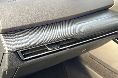 KN75FZK Volkswagen Golf 2.0 TSI 265 GTI 5dr DSG **UNDER 40K LIST PRICE** Thumbnail #33