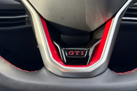 KN75FZK Volkswagen Golf 2.0 TSI 265 GTI 5dr DSG **UNDER 40K LIST PRICE** Thumbnail #37