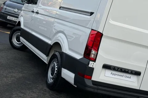BK75YDA Volkswagen Crafter 2.0 TDI 163PS HDE Commerce Plus Low Roof Van Auto + Tow Pack Thumbnail #34