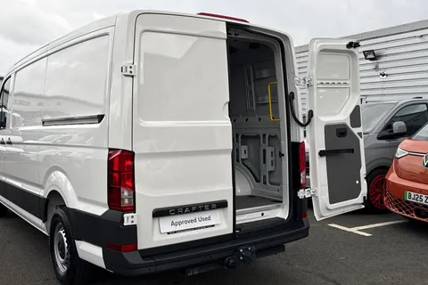 BK75TJX Volkswagen Crafter 2.0 TDI 163PS HDE Commerce Plus Low Roof Van Auto + Towpack Thumbnail #38